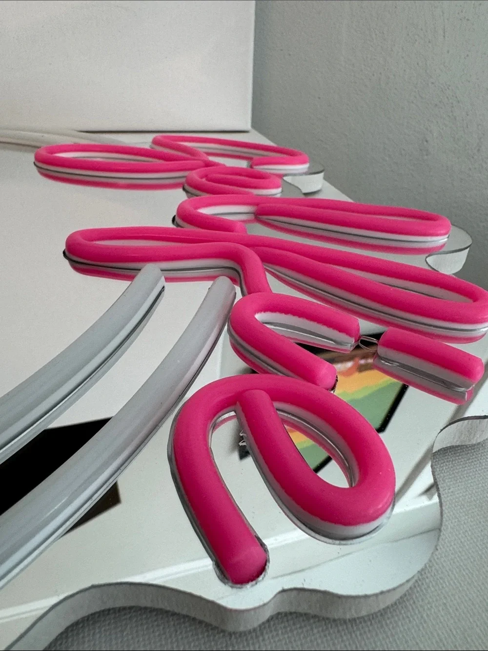 Selfie LED Neon Pink White Mirror
